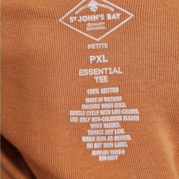NWOT! Orange Longsleeve Knit Top - Picture 5 of 7
